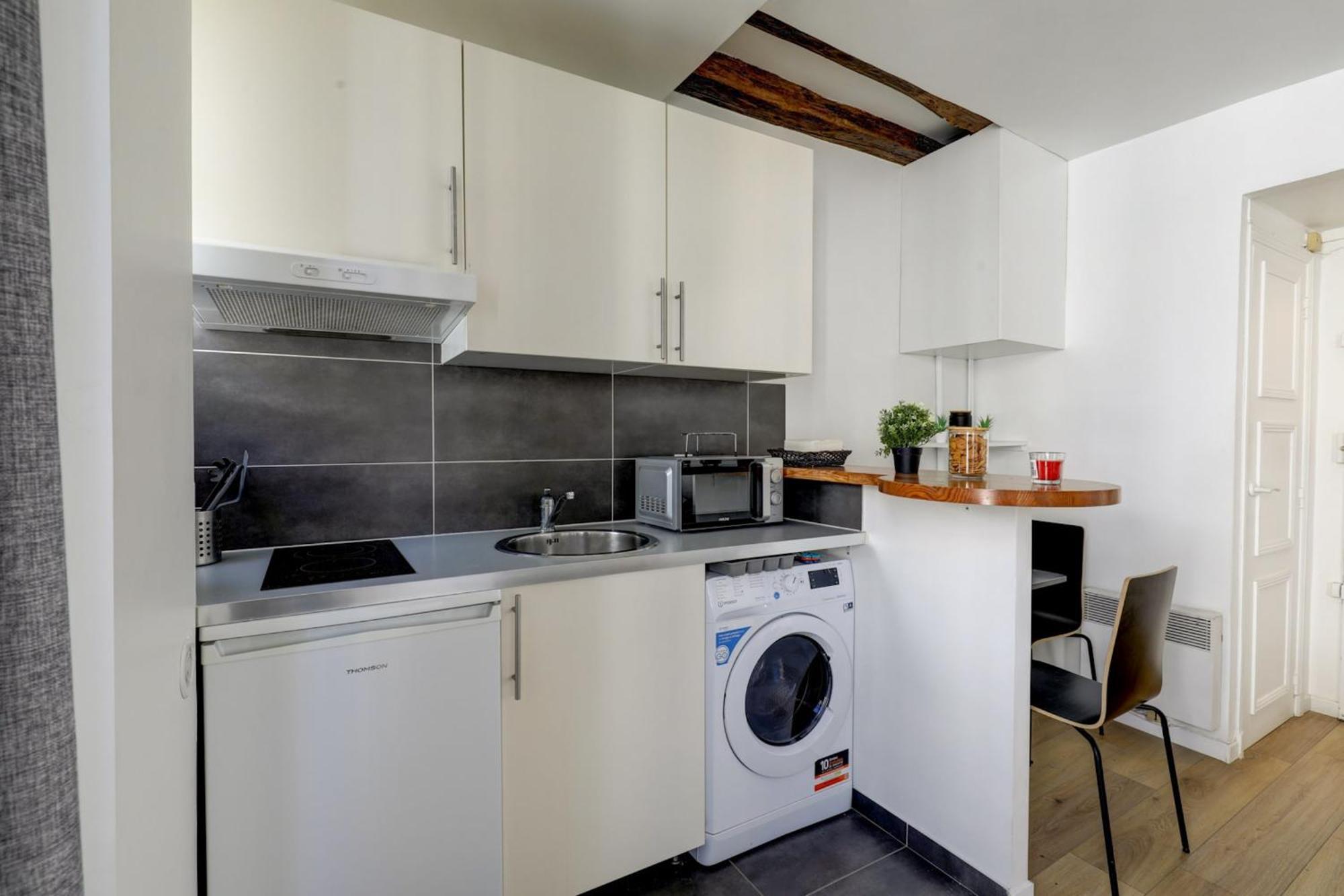 Bnbnova - Le Marais Republique Appartement Parijs